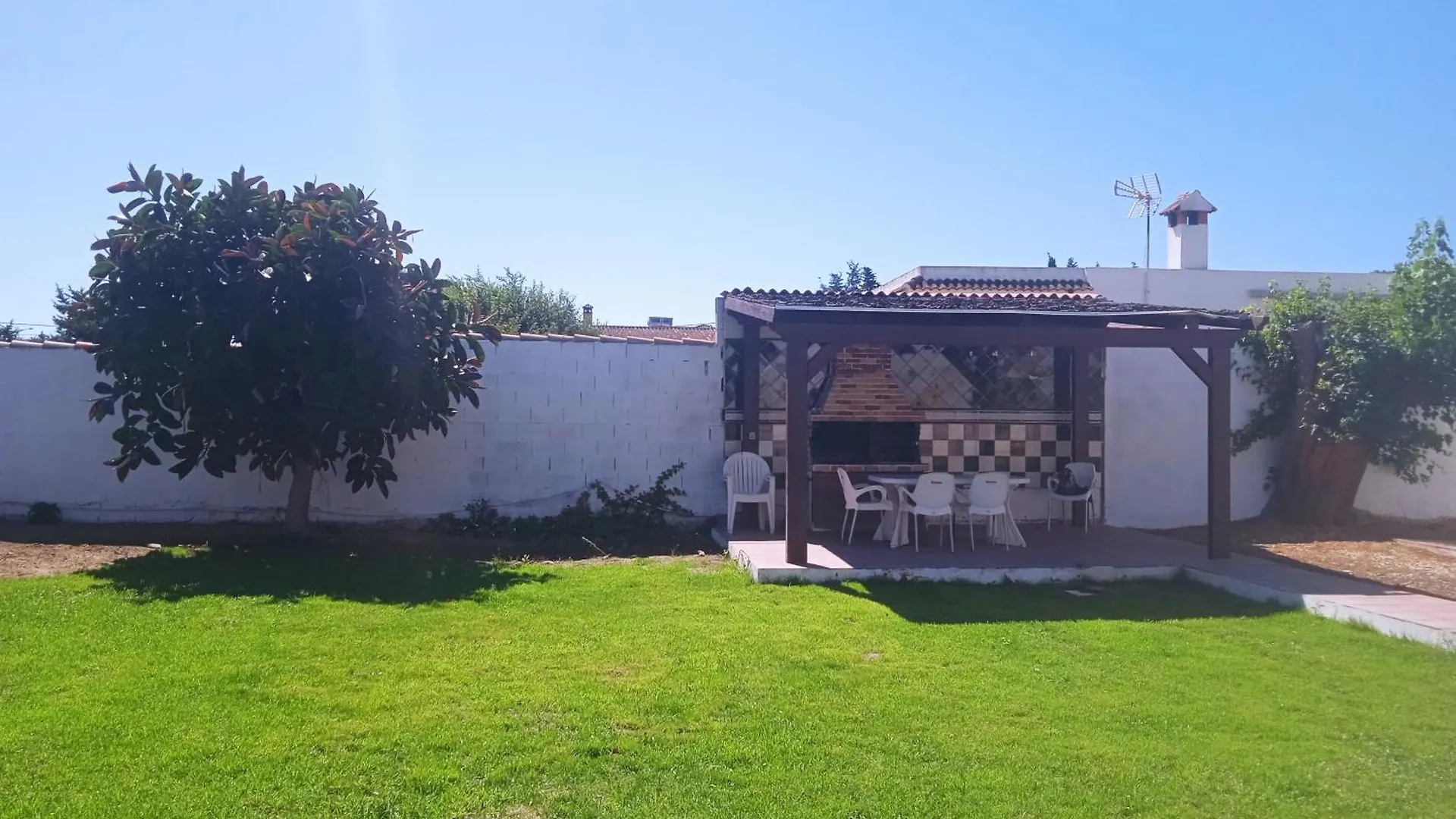 Agradable Chalet Con Piscina Para Escapadas. Chiclana de la Frontera Сasa de vacaciones