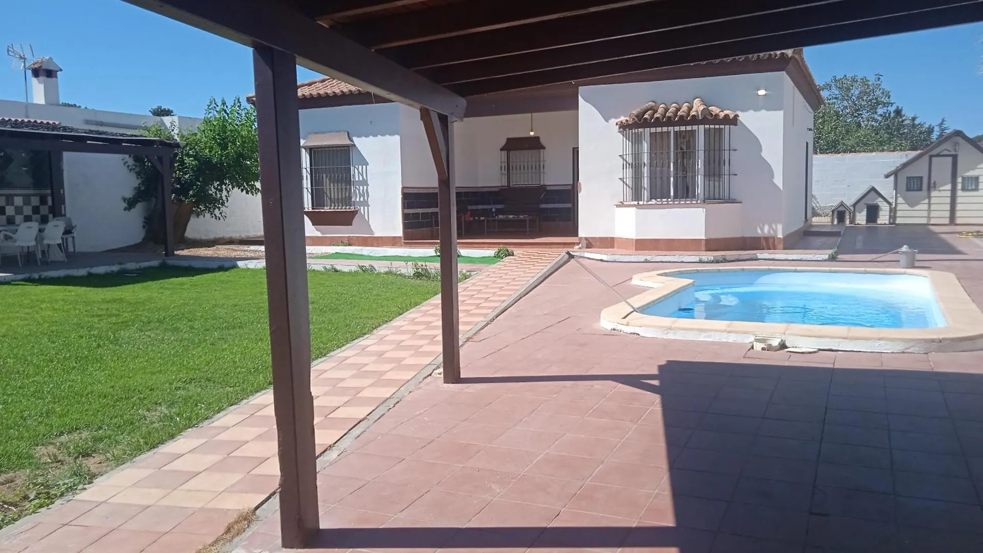 Agradable Chalet Con Piscina Para Escapadas. Chiclana de la Frontera Сasa de vacaciones